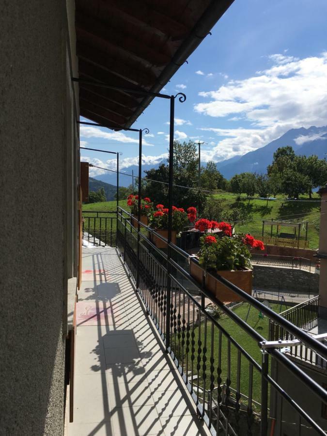 Ferienwohnung Coeur De Montagne Gignod Exterior foto