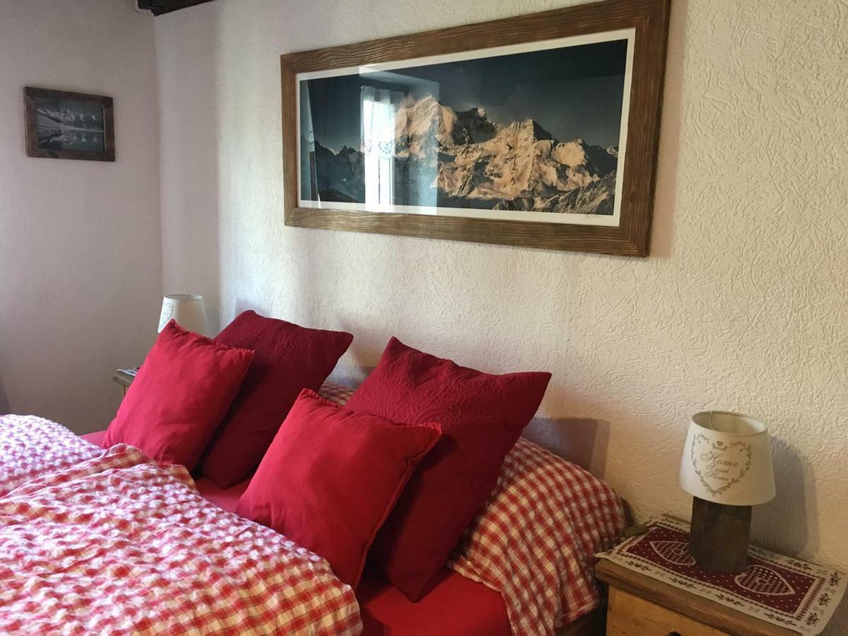 Ferienwohnung Coeur De Montagne Gignod Exterior foto