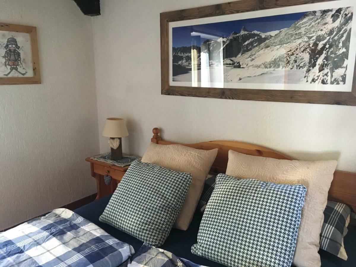 Ferienwohnung Coeur De Montagne Gignod Exterior foto
